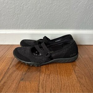 Skechers Breathe Easy Mary Jane Shoes Slip On Flats Women’s Size 7.5 Relaxed Fit